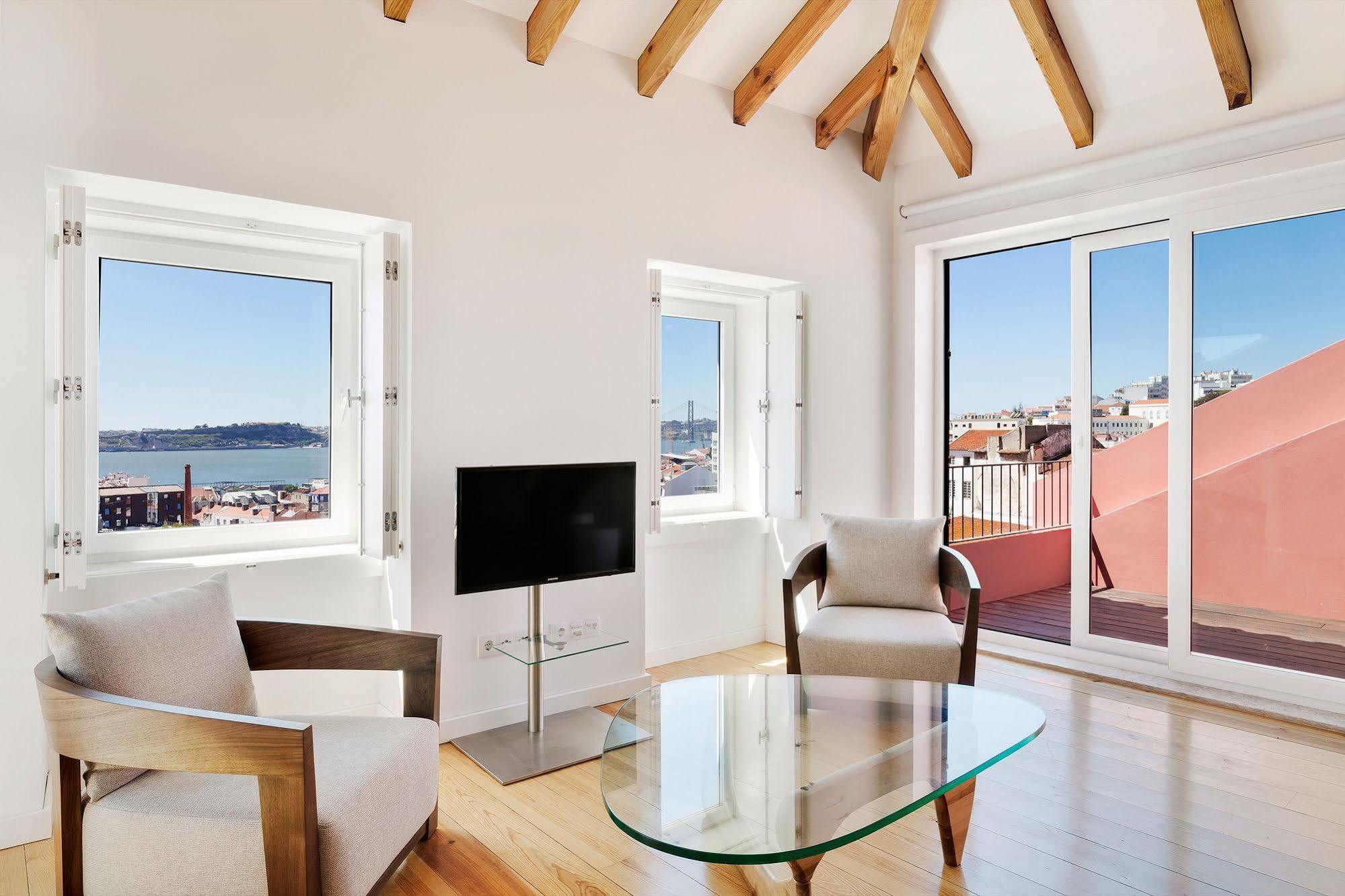Apartment Hello Sao Bento Boutique Lisbon