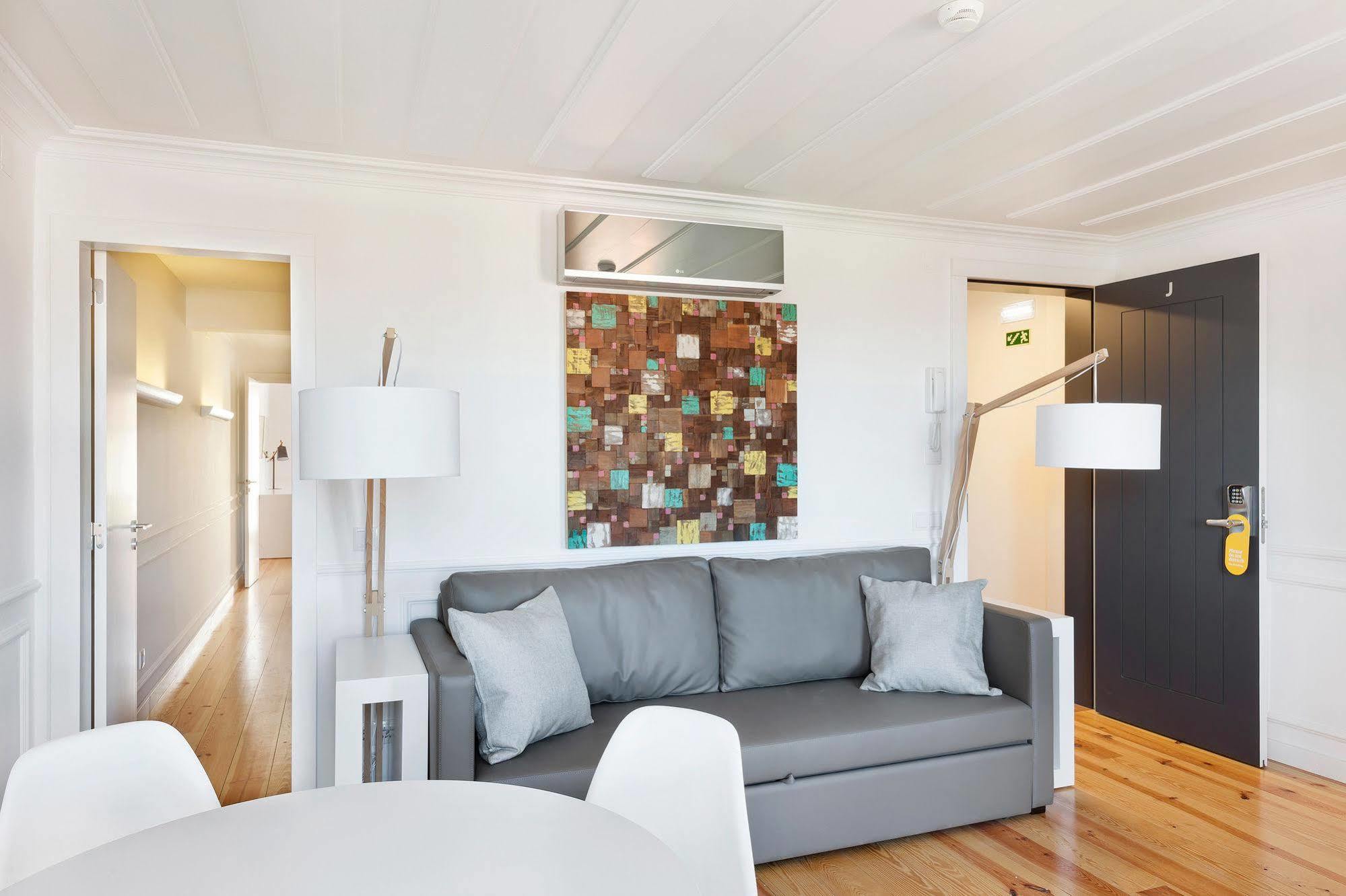 Apartamento Hello São Bento Boutique Lisboa