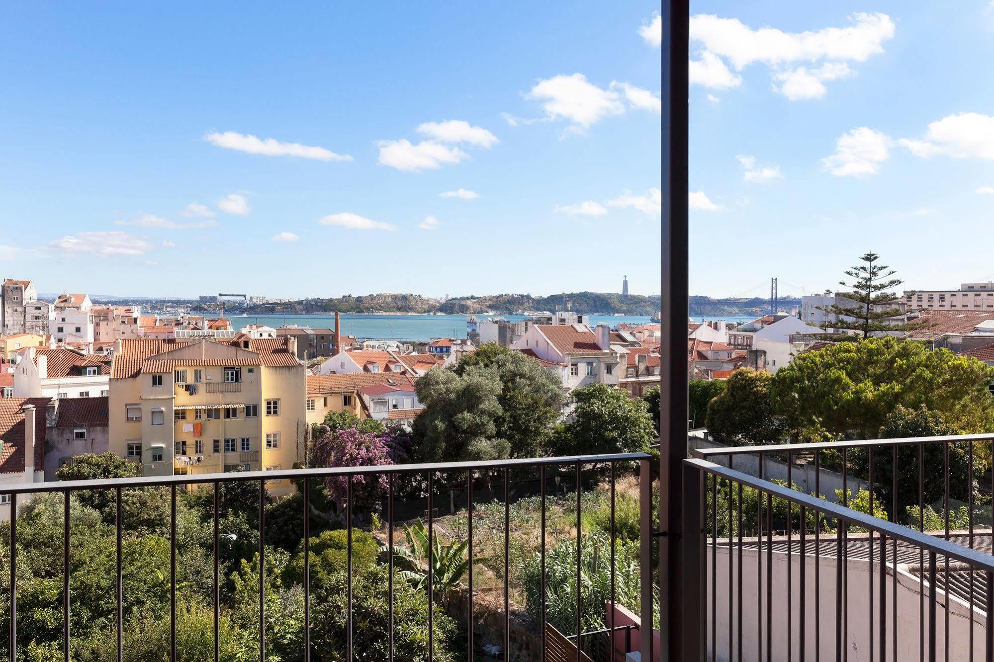 Hello São Bento Boutique Lisboa